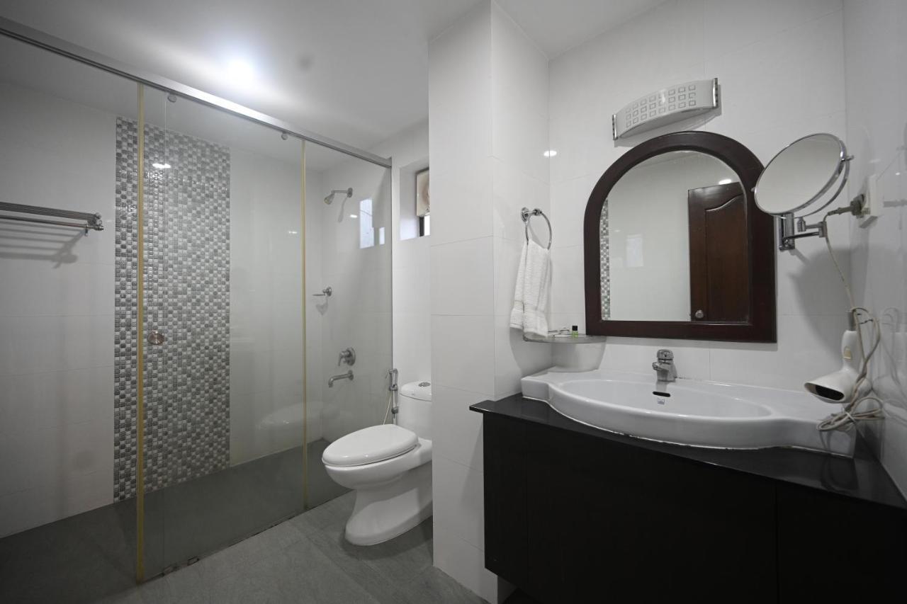 Hotel Bhagavath Gardens Chengannur Exterior photo